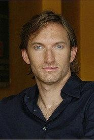 Robert Lyons