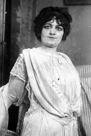 Madeleine Roch