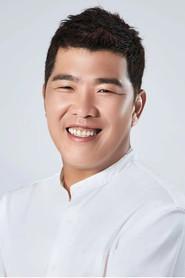 Geun-Woo Jung