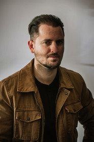 Alex Perri